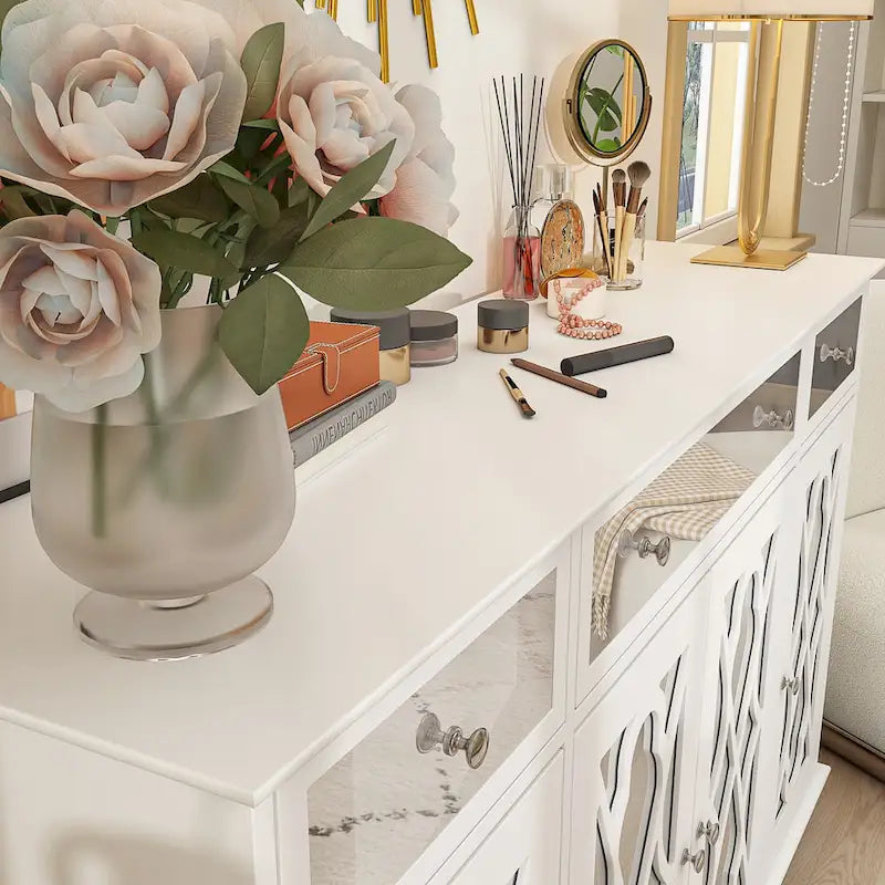 55.1 Akzentschrank mit Spiegel, Sideboard- und Buffetschrank
