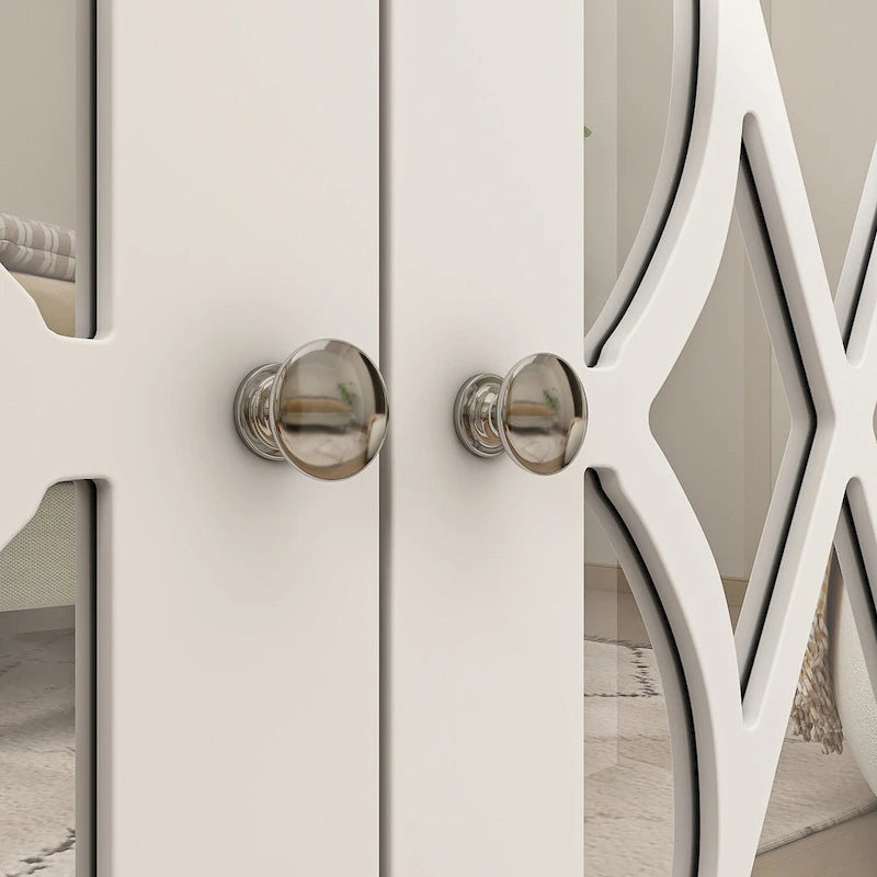 55.1 Akzentschrank mit Spiegel, Sideboard- und Buffetschrank
