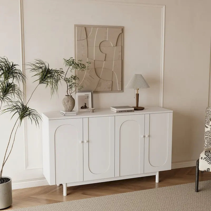 Buffet moderne et élégant à 4 portes avec décor intaglio