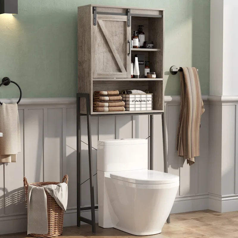 Meuble de rangement au-dessus des toilettes, organisateur de salle de bain avec porte coulissante de style grange et étagères réglables, étagère de rangement - Voir l’image